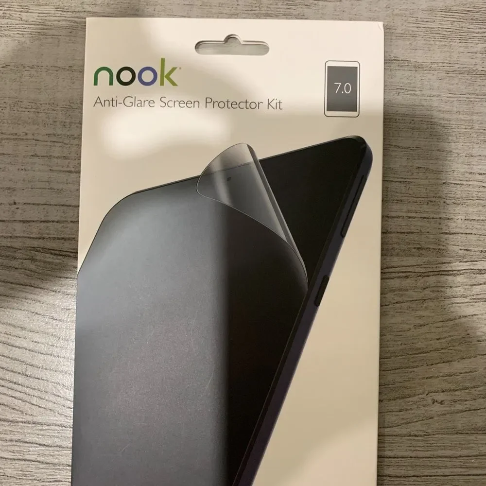New in Box Nook Tablet Bumper/Case for kids w new screen protector